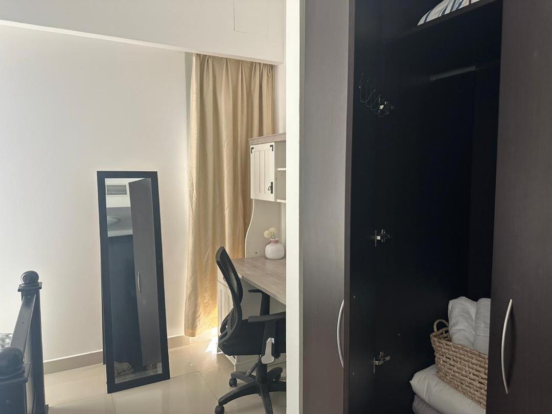 Sea View Cozy 2bhk Al Reem 6ppl - Than 10 Days Free Transportation From Airport- Apartment *