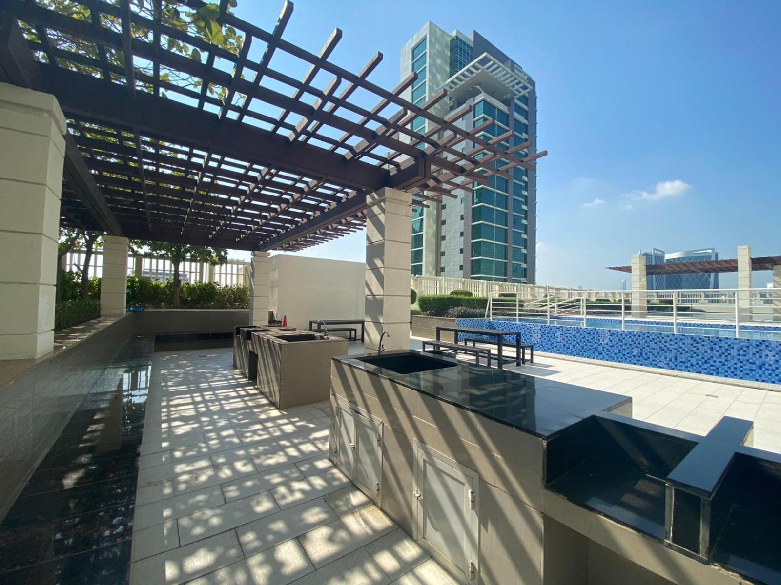 Sea View Cozy 2bhk Al Reem 6ppl - Than 10 Days Free Transportation From Airport- Apartment