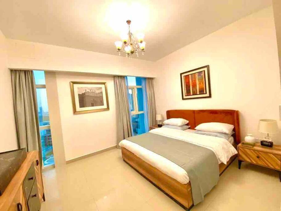 Sea View Cozy 2bhk Al Reem 6ppl - Than 10 Days Free Transportation From Airport- *