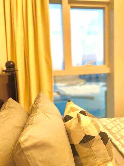 Sea View Cozy 2bhk Al Reem 6ppl - Than 10 Days Free Transportation From Airport- Apartment *